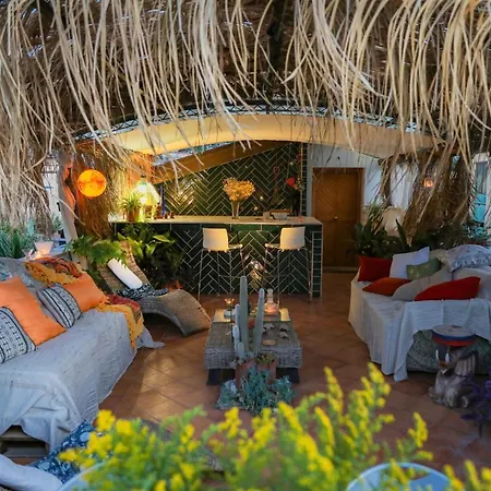 A Casa Di Peppe Bed & Breakfast 3*