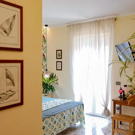 A Casa Di Peppe Bed & Breakfast 3*